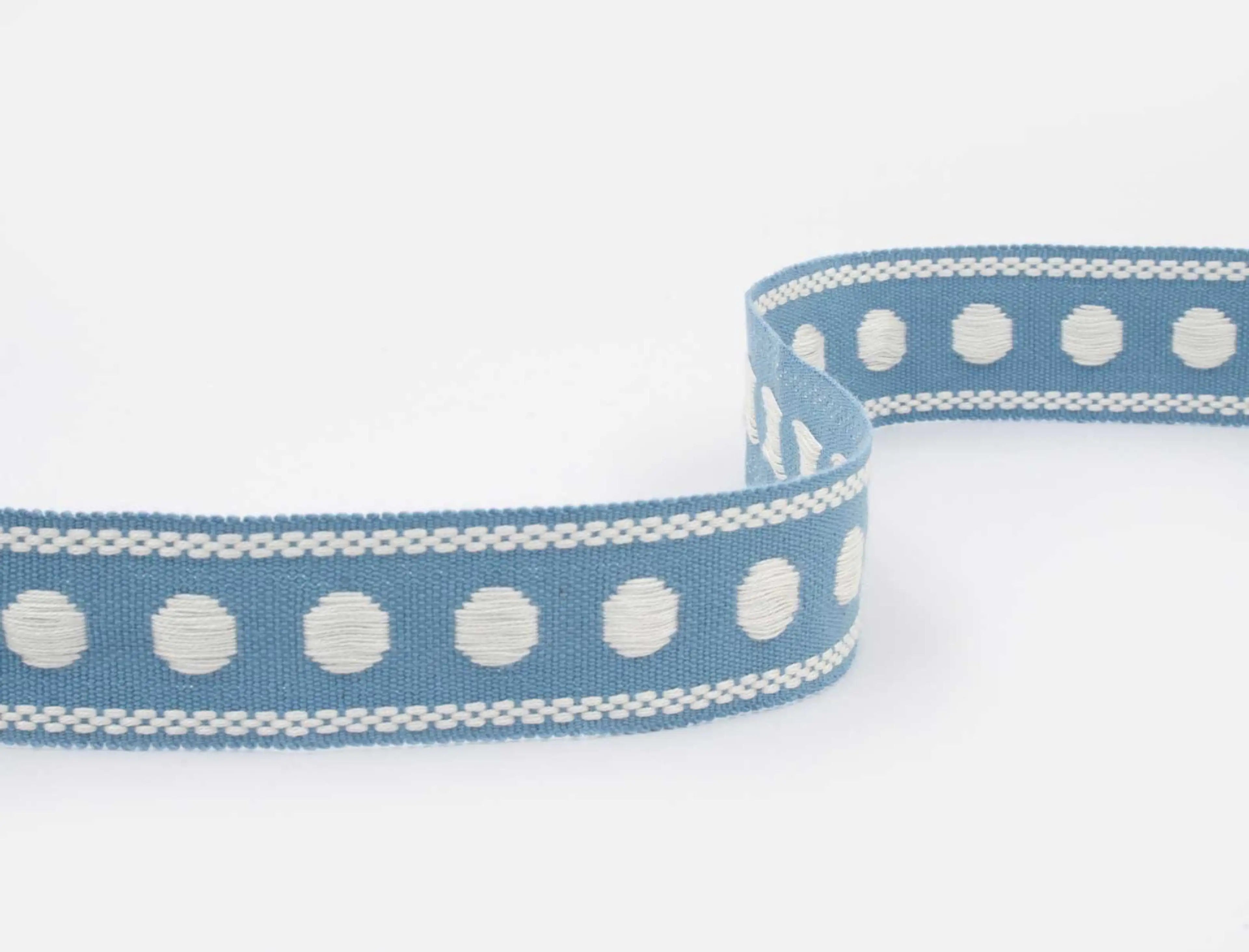 passamaneria con motivo polka dot
