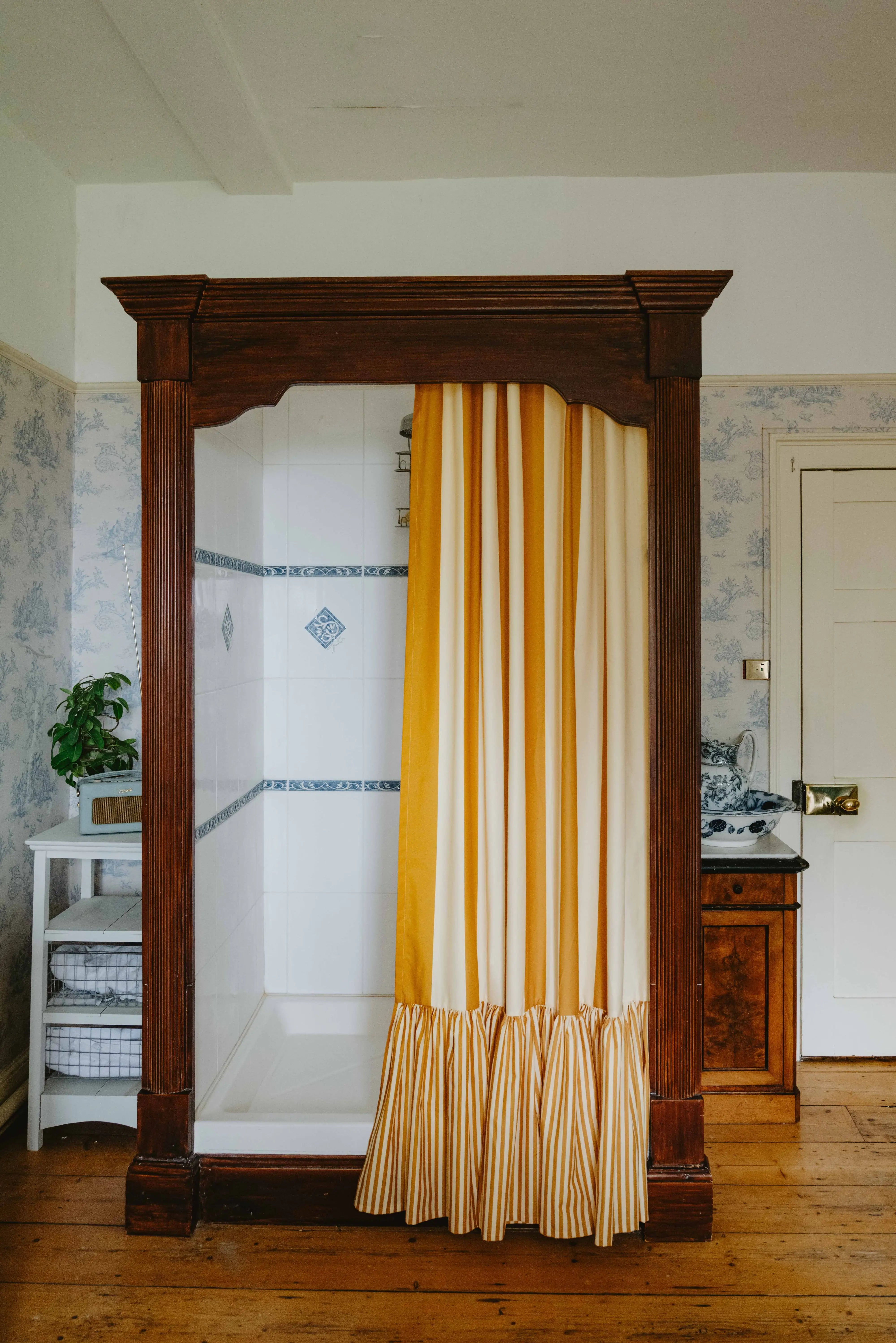 Gold Leaf+Lemon Sorbet