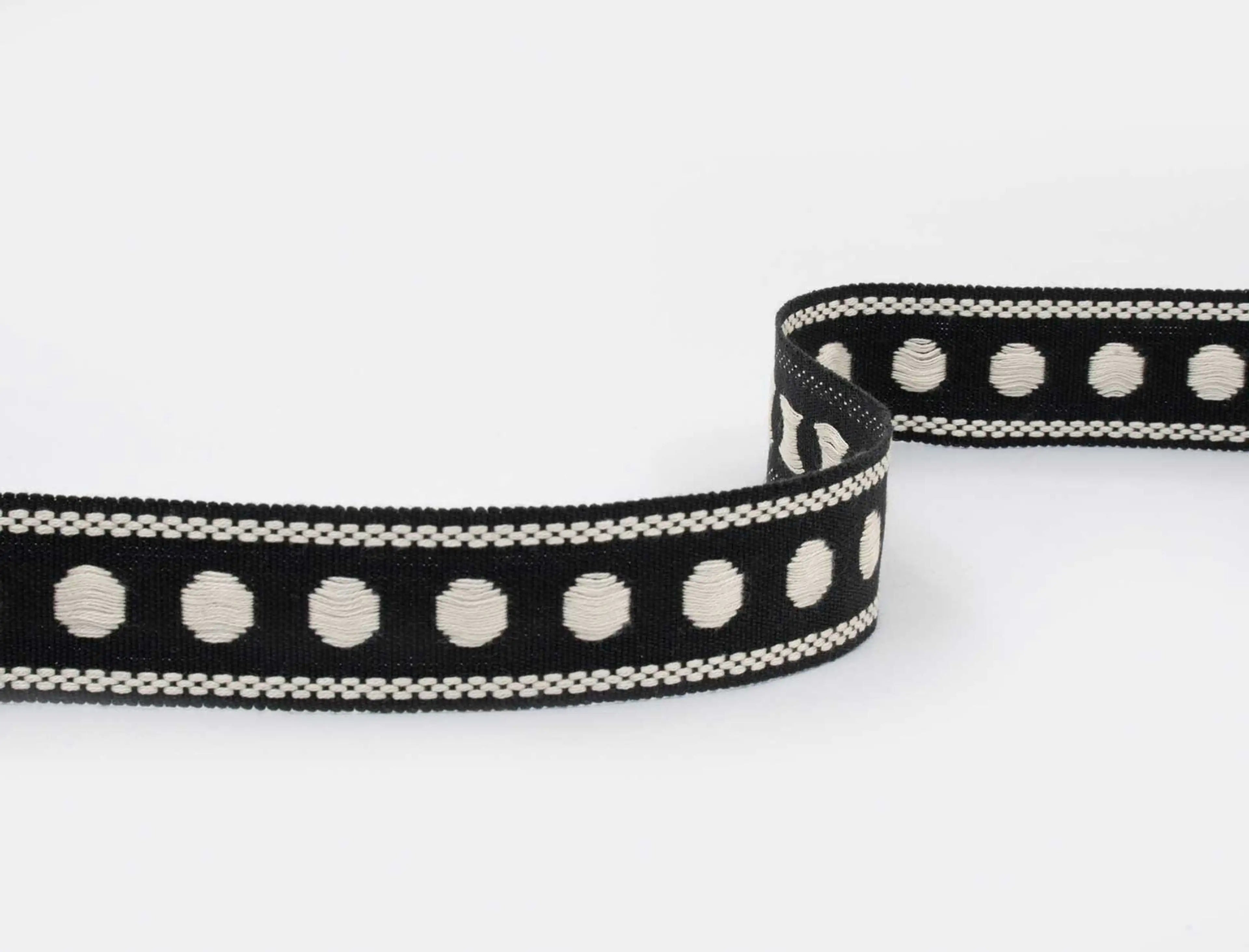 passamaneria con motivo polka dot