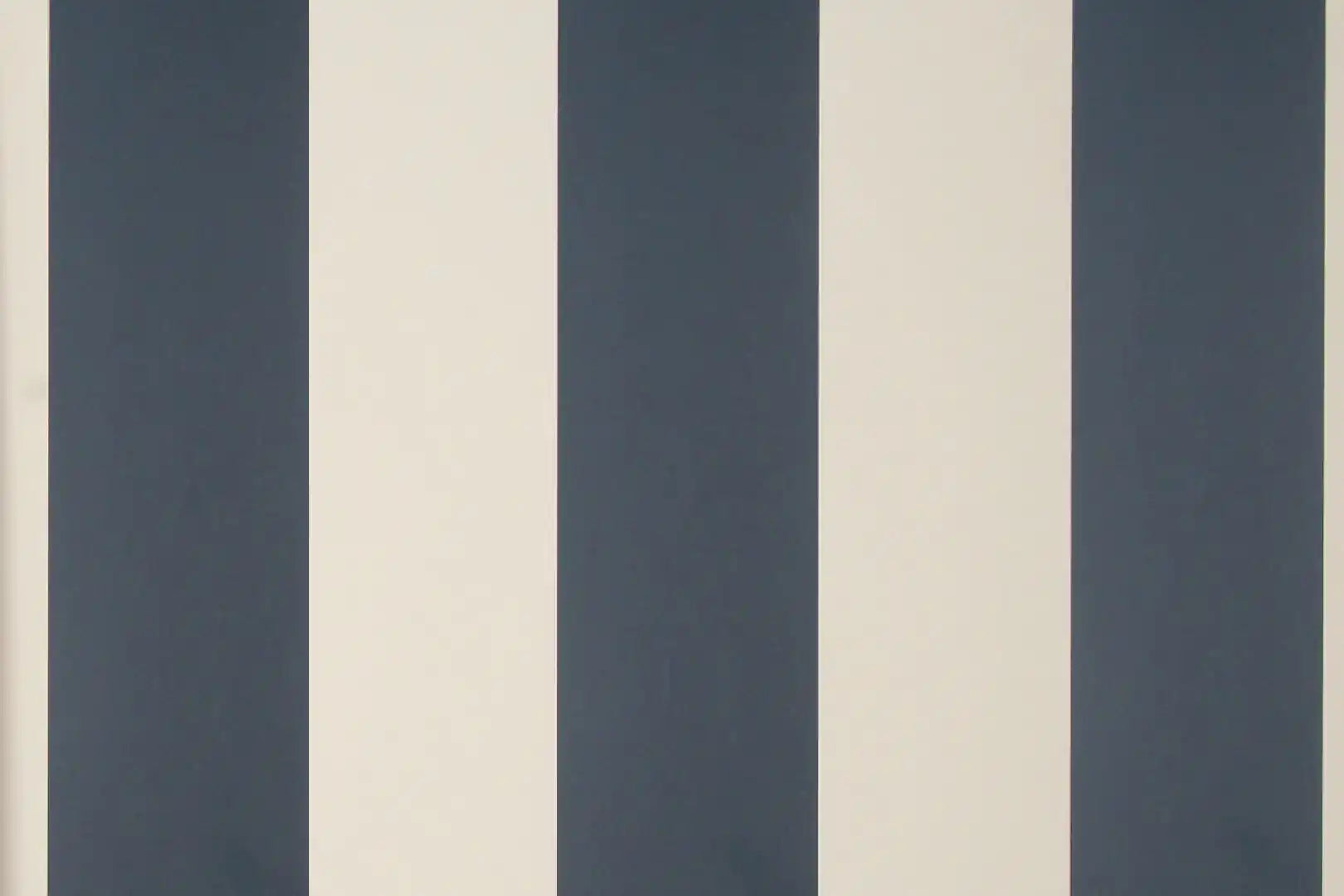 spalding stripe