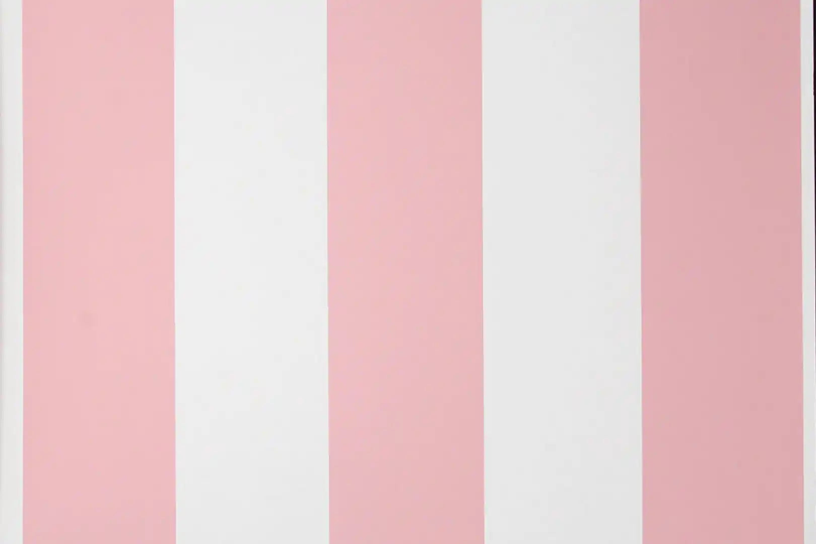 spalding stripe