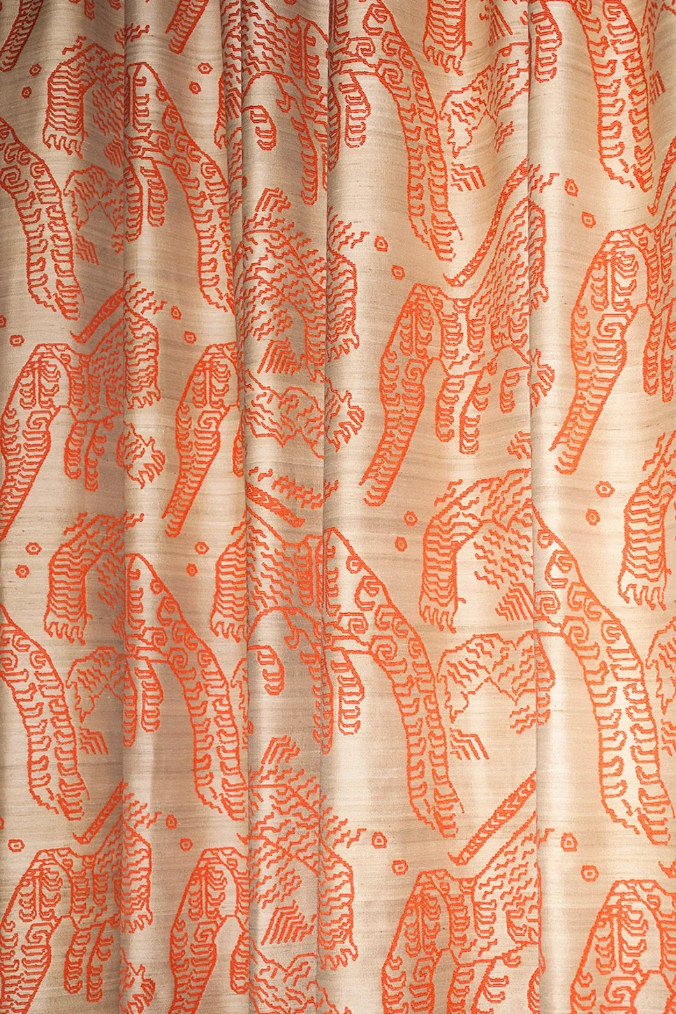 Dedar Tiger Silk tessuto ambientazione